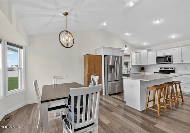 Photo 3 of Single family home for sale at 9277 Colonel Dr, Findlay, OH 45840 | MLS# 10012327 | Listing updated on 2026-10-05