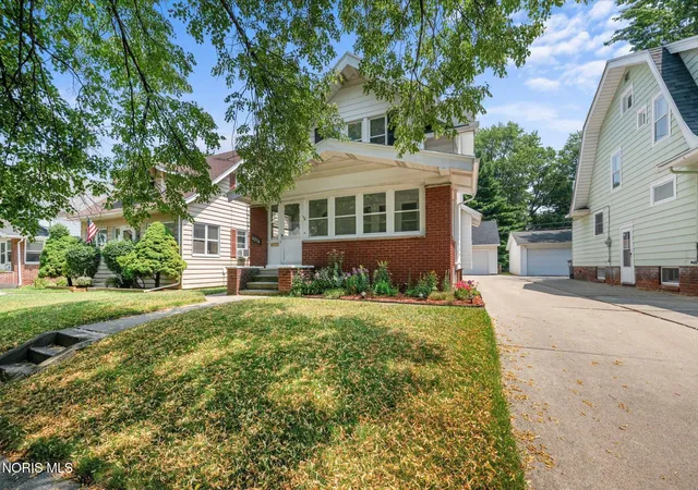 Photo 2 of Sale Pending at 4214 Eastway St, Toledo, OH 43612 | MLS# 10012332 | Listing updated on 2026-09-17