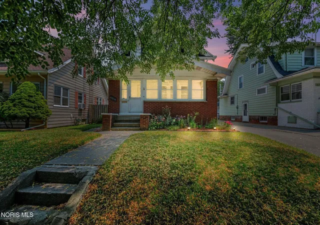 Photo 3 of Sale Pending at 4214 Eastway St, Toledo, OH 43612 | MLS# 10012332 | Listing updated on 2026-09-17