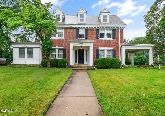 Photo 1 of Single family home for sale at 2125 Mount Vernon Ave, Toledo, OH 43607 | MLS# 10012441 | Listing updated on 2026-08-25