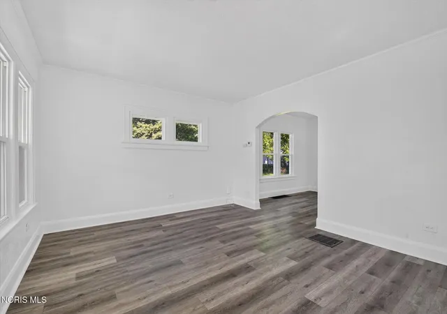 Photo 2 of Single family home for sale at 1742 Brussels St, Toledo, OH 43613 | MLS# 10012346 | Listing updated on 2026-09-12