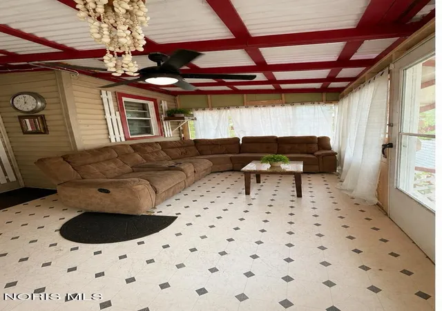Photo 3 of Single family home for sale at 823 Clay Ave, Toledo, OH 43608 | MLS# 10012466 | Listing updated on 2026-09-11