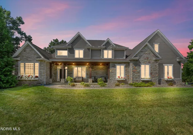 Photo 2 of Single family home for sale at 5965 Snowlight Ct, Sylvania, OH 43560 | MLS# 10012366 | Listing updated on 2026-08-28