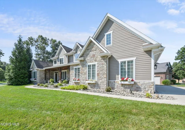 Photo 3 of Single family home for sale at 5965 Snowlight Ct, Sylvania, OH 43560 | MLS# 10012366 | Listing updated on 2026-08-28