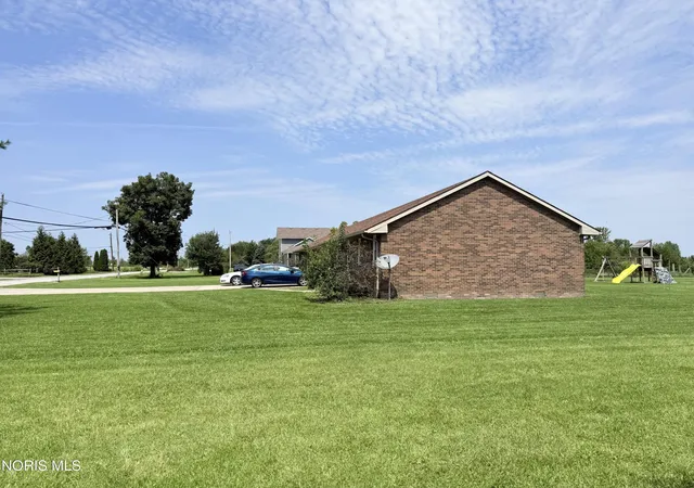 Photo 9 of Multi family home for sale at 29454 Millbury Rd, Millbury, OH 43447 | MLS# 10012382 | Listing updated on 2026-08-31