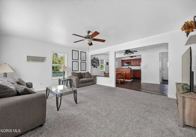 Photo 3 of Single family home for sale at 1922 Christian Ave, Toledo, OH 43613 | MLS# 10012478 | Listing updated on 2026-08-31