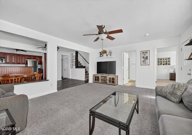 Photo 4 of Single family home for sale at 1922 Christian Ave, Toledo, OH 43613 | MLS# 10012478 | Listing updated on 2026-08-31