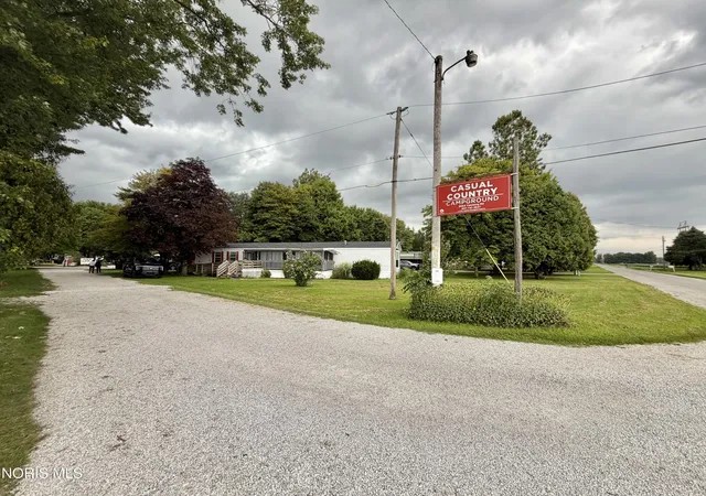Photo 36 of Sale Pending at 8626 Yawberg Rd, Whitehouse, OH 43571 | MLS# 10012440 | Listing updated on 2026-09-16