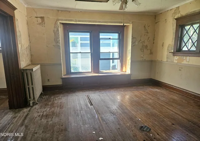 Photo 3 of Single family home for sale at 428 Saint Louis St, Toledo, OH 43605 | MLS# 10012422 | Listing updated on 2026-10-01