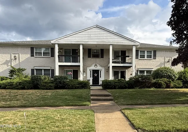 Photo 1 of Condo for sale at 6537 Woodhall Dr #Apt 4, Sylvania, OH 43560 | MLS# 10012425 | Listing updated on 2026-08-31