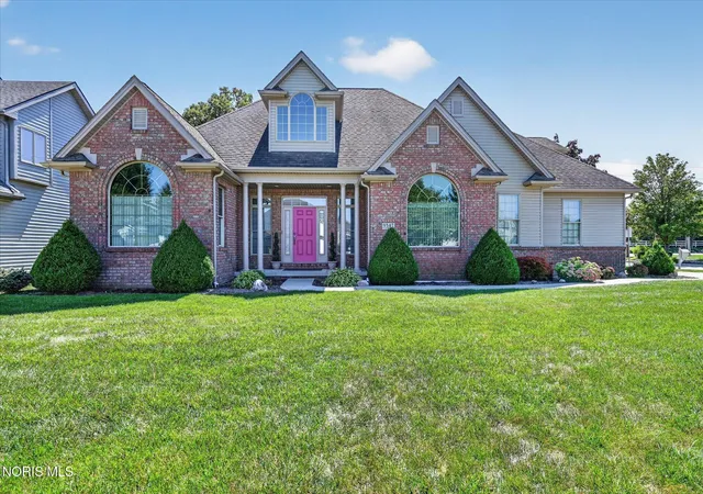 Photo 1 of Single family home for sale at 9347 Teresa Trl, Sylvania, OH 43560 | MLS# 10012707 | Listing updated on 2026-09-14
