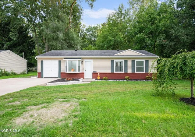 Photo 4 of Single family home for sale at 6621 Hill Ave, Toledo, OH 43615 | MLS# 10012453 | Listing updated on 2026-09-06