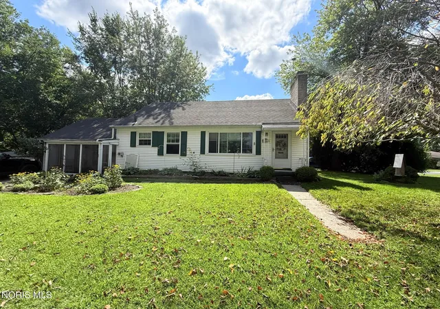 Photo 1 of Single family home for sale at 5554 Chippewa Rd, Toledo, OH 43613 | MLS# 10012439 | Listing updated on 2026-09-06