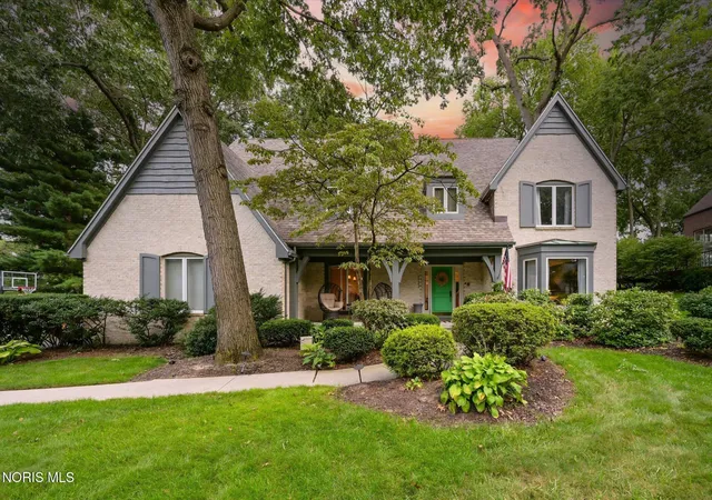 Photo 1 of Single family home for sale at 4723 High Oaks Blvd, Toledo, OH 43623 | MLS# 10012459 | Listing updated on 2026-09-12