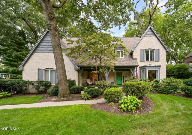Photo 2 of Single family home for sale at 4723 High Oaks Blvd, Toledo, OH 43623 | MLS# 10012459 | Listing updated on 2026-09-12