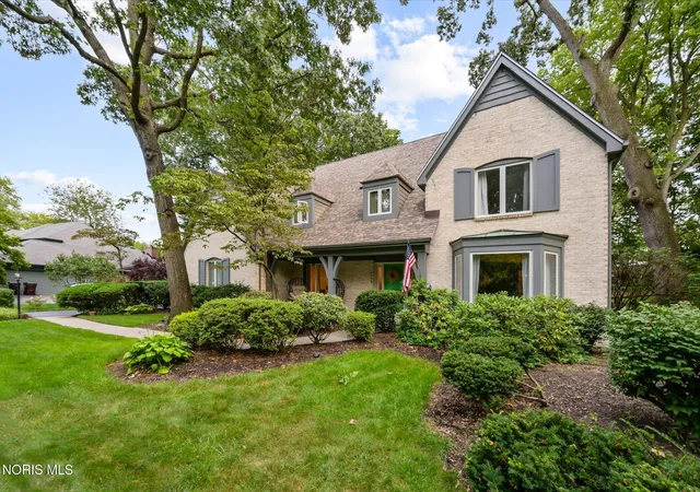 Photo 3 of Single family home for sale at 4723 High Oaks Blvd, Toledo, OH 43623 | MLS# 10012459 | Listing updated on 2026-09-12