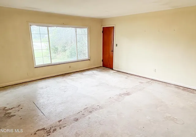 Photo 3 of Sale Pending at 2666 Secor Rd, Toledo, OH 43606 | MLS# 10012545 | Listing updated on 2026-09-05