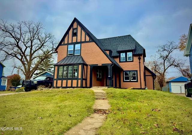 Photo 1 of Sale Pending at 1723 Potomac Dr, Toledo, OH 43607 | MLS# 10012479 | Listing updated on 2026-09-06