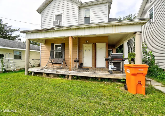 Photo 5 of Sale Pending at 130 Monroe Ave, Findlay, OH 45840 | MLS# 10012484 | Listing updated on 2026-09-04