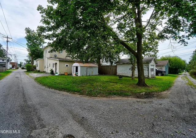 Photo 9 of Multi family home for sale at 118 Monroe Ave, Findlay, OH 45840 | MLS# 10012485 | Listing updated on 2026-08-26