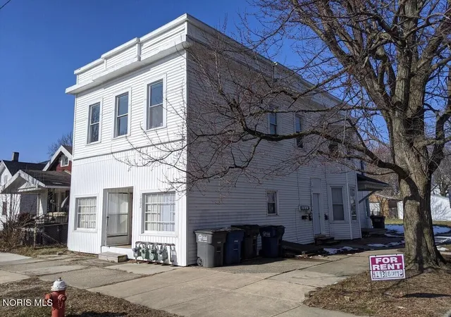 Photo 1 of Sale Pending at 1002 Prouty Ave, Toledo, OH 43609 | MLS# 10012591 | Listing updated on 2026-09-03