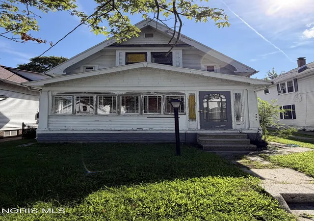 Photo 1 of Single family home for sale at 455 Howland Ave, Toledo, OH 43605 | MLS# 10012496 | Listing updated on 2026-08-28