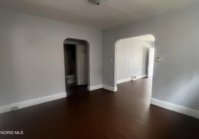 Photo 3 of Single family home for sale at 1755 Marne Ave, Toledo, OH 43613 | MLS# 10012498 | Listing updated on 2026-09-15