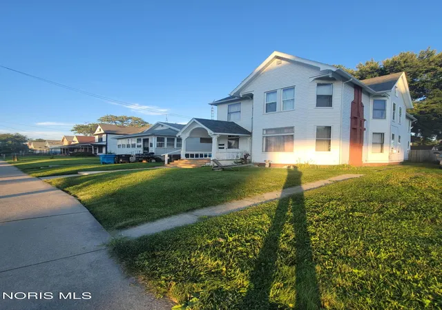 Photo 1 of Sale Pending at 1808 N Erie St, Toledo, OH 43611 | MLS# 10012526 | Listing updated on 2026-09-10