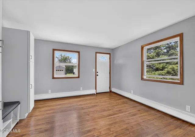 Photo 4 of Single family home for sale at 118 S Turkey Foot Ave, Malinta, OH 43535 | MLS# 10012513 | Listing updated on 2026-10-22