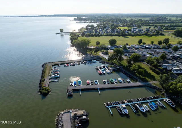 Photo 2 of Manufactured home for sale at 8010 E Bayshore Rd # 64, Marblehead, OH 43440 | MLS# 10012519 | Listing updated on 2026-09-01