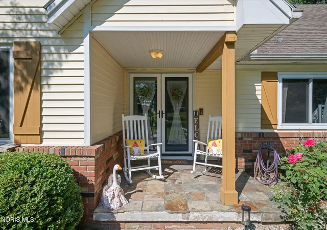 Photo 4 of Single family home for sale at 8710 Schadel Rd, Waterville, OH 43566 | MLS# 10012522 | Listing updated on 2026-09-07