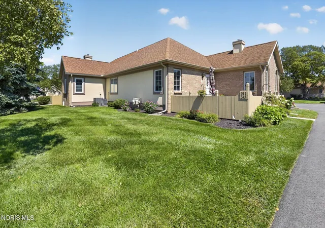 Condo for sale at 311 Turnbury Ln, Perrysburg, OH 43551 | MLS# 10012668