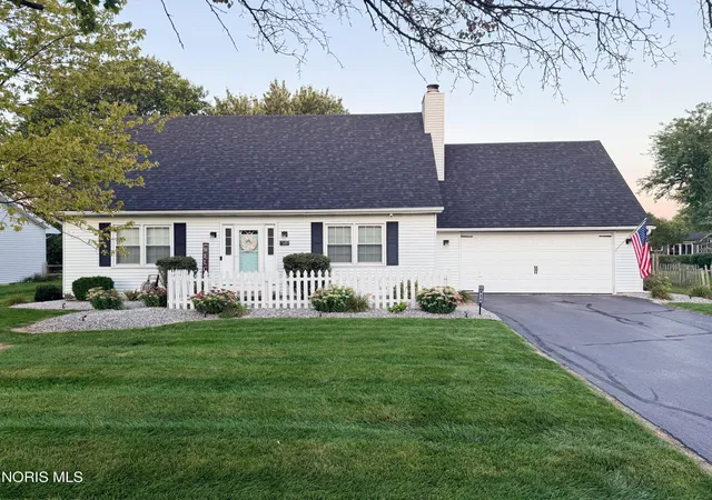 Photo 1 of Sale Pending at 420 Sycamore Ln, Waterville, OH 43566 | MLS# 10012538 | Listing updated on 2026-10-05