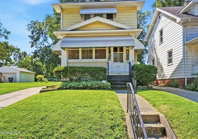 Photo 1 of Single family home for sale at 1931 Mansfield Rd, Toledo, OH 43613 | MLS# 10012557 | Listing updated on 2026-09-03