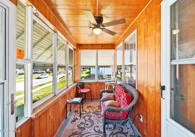 Photo 4 of Single family home for sale at 1931 Mansfield Rd, Toledo, OH 43613 | MLS# 10012557 | Listing updated on 2026-09-03