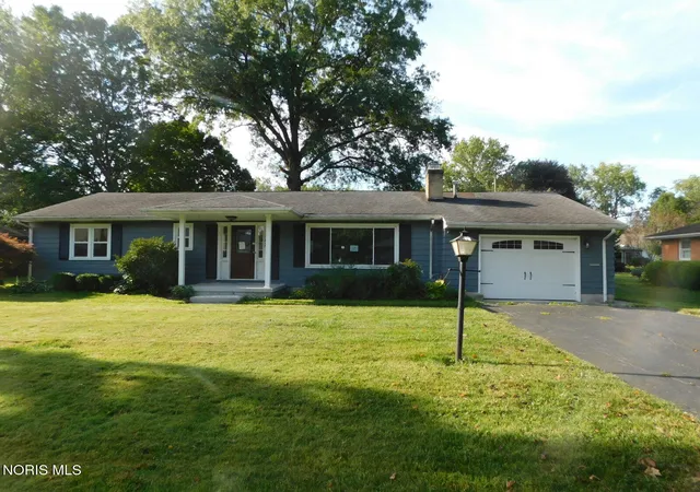 Photo 1 of Single family home for sale at 1217 Madison Rd, Fostoria, OH 44830 | MLS# 10012569 | Listing updated on 2026-08-27