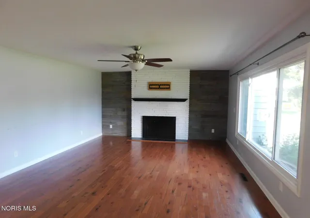 Photo 5 of Single family home for sale at 1217 Madison Rd, Fostoria, OH 44830 | MLS# 10012569 | Listing updated on 2026-08-27