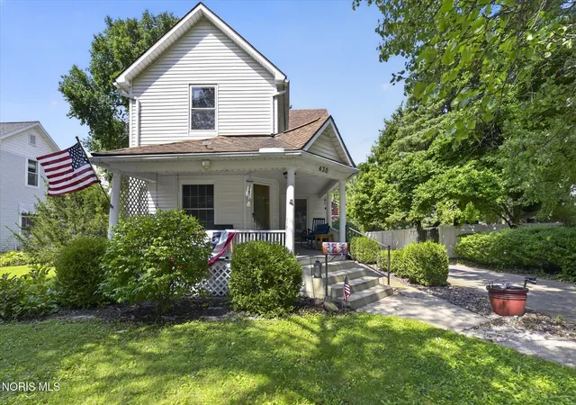 Photo 3 of Single family home for sale at 430 W Elm St, Wauseon, OH 43567 | MLS# 10012571 | Listing updated on 2026-09-09