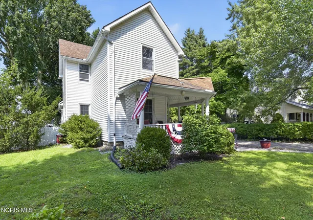 Photo 4 of Single family home for sale at 430 W Elm St, Wauseon, OH 43567 | MLS# 10012571 | Listing updated on 2026-09-09
