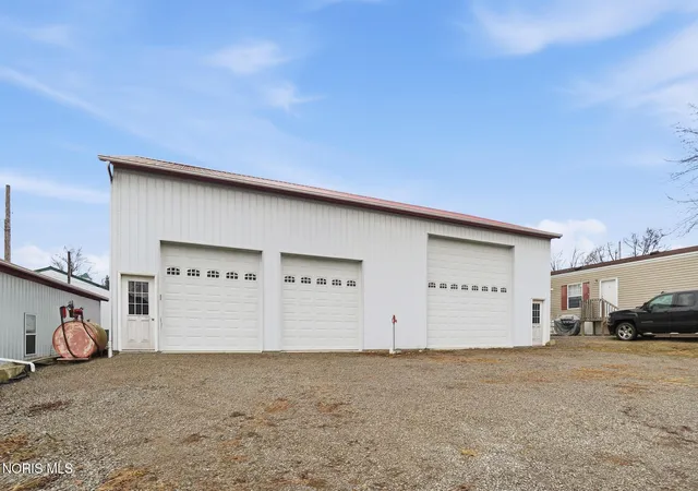 Photo 3 of Single family home for sale at 11465 Chickasaw Path, Lakeview, OH 43331 | MLS# 10012604 | Listing updated on 2026-08-28