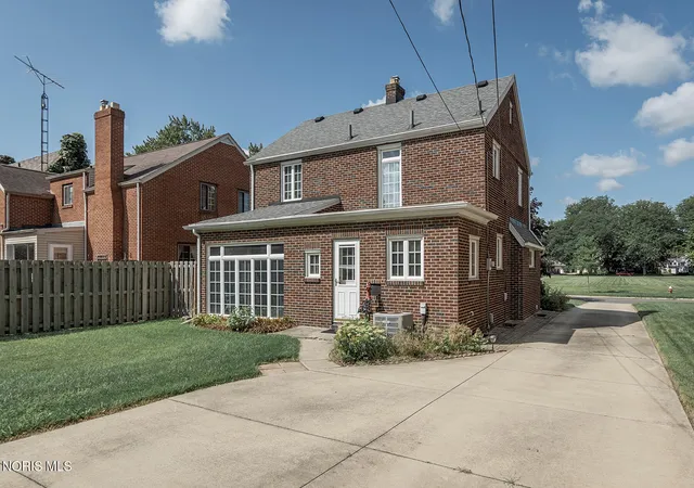 Single family home for sale at 2232 Goddard Rd, Toledo, OH 43606 | MLS# 10012588 | Listing updated on 2026-09-09
