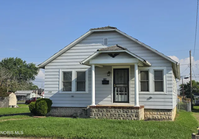 Photo 1 of Single family home for sale at 118 Seneca Ave, Fostoria, OH 44830 | MLS# 10012584 | Listing updated on 2026-08-28