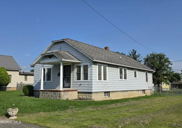 Photo 4 of Single family home for sale at 118 Seneca Ave, Fostoria, OH 44830 | MLS# 10012584 | Listing updated on 2026-08-28