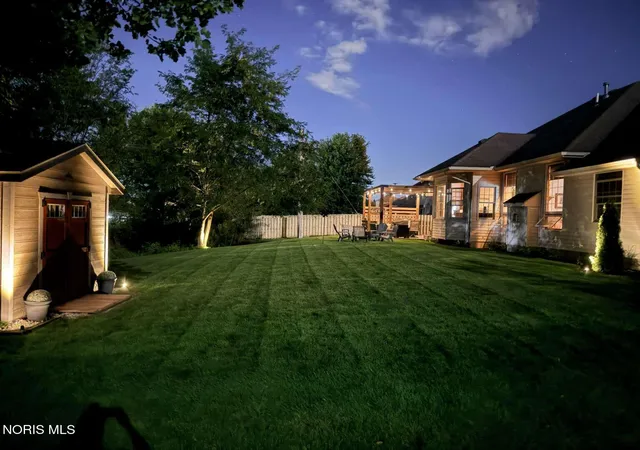 Photo 2 of Sale Pending at 8324 Indian Lake Dr, Findlay, OH 45840 | MLS# 10012603 | Listing updated on 2026-09-01