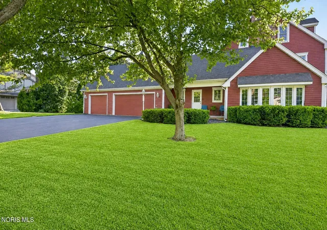 Photo 3 of Single family home for sale at 5238 River Ridge Cir, Sylvania, OH 43560 | MLS# 10012609 | Listing updated on 2026-09-26