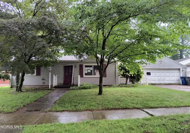 Photo 2 of Sale Pending at 618 Federman St, Toledo, OH 43609 | MLS# 10012605 | Listing updated on 2026-09-05