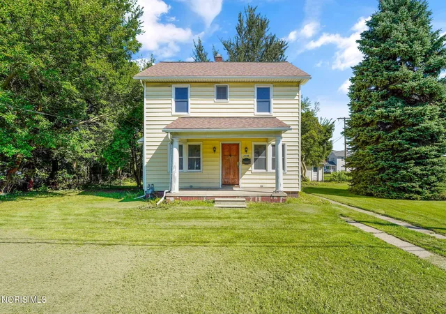 Photo 1 of Single family home for sale at 2206 Glendale Ave, Toledo, OH 43614 | MLS# 10012620 | Listing updated on 2026-08-28