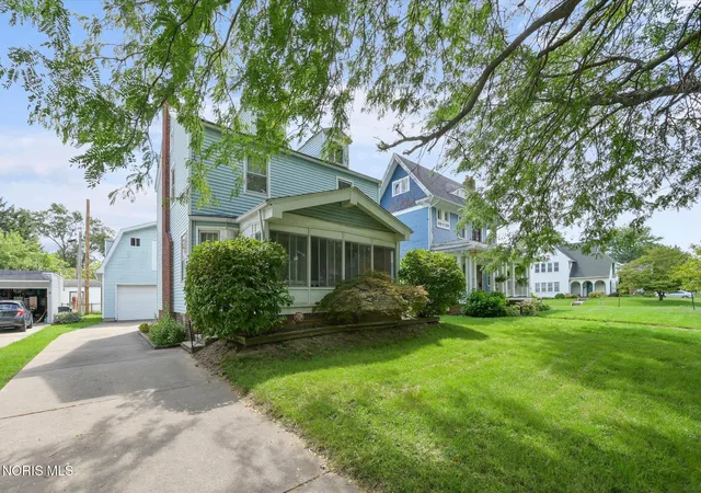 Photo 1 of Sale Pending at 1325 Royalton Rd, Toledo, OH 43612 | MLS# 10012666 | Listing updated on 2026-10-06