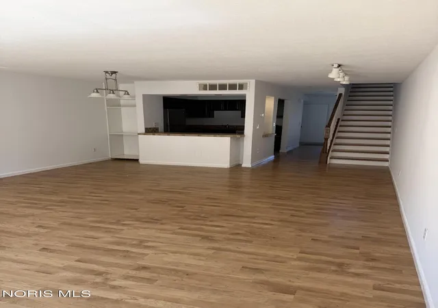 Photo 2 of Condo for sale at 2550 W Village Dr #2550, Toledo, OH 43614 | MLS# 10012672 | Listing updated on 2026-09-11