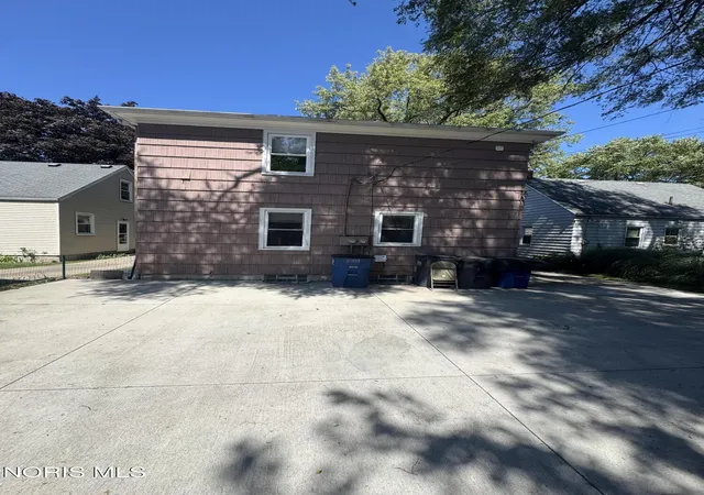 Photo 2 of Multi family home for sale at 2201 W Sylvania Ave, Toledo, OH 43613 | MLS# 10012754 | Listing updated on 2026-09-10